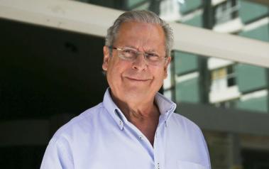 Ex-ministro José Dirceu está internado com pneumonia no Sírio-Libanês